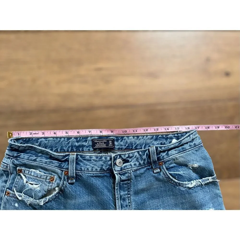 Abercrombie & Fitch Ames Low Rise Slim Boyfriend Jean